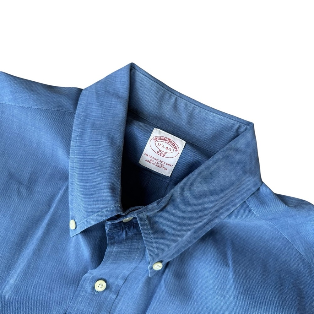 Brooks Brothers Men's Light Blue Button-Down Dress Shirt